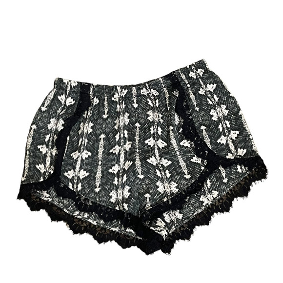 Show‎ Me Your MuMu Black White Animal Print and Lace Edge Shorts SZ Medium - Picture 1 of 4